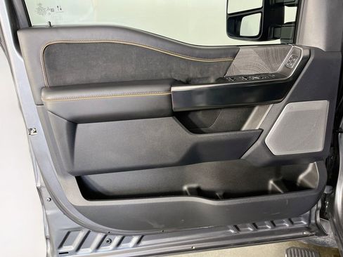 Used 2024 Ford F250 Platinum AWD/4WD image 27