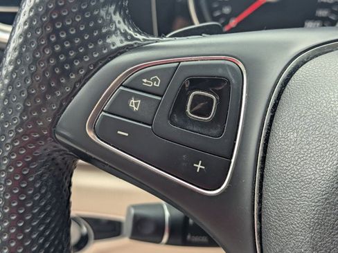 Used 2017 Mercedes-Benz E 300 image 10