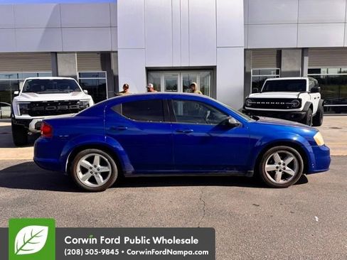 Used 2013 Dodge Avenger SE FWD image 4