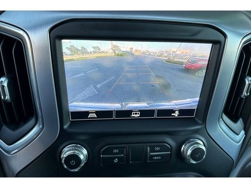 Used 2021 GMC Sierra 1500 SLT w/ SLT Convenience Package image 23
