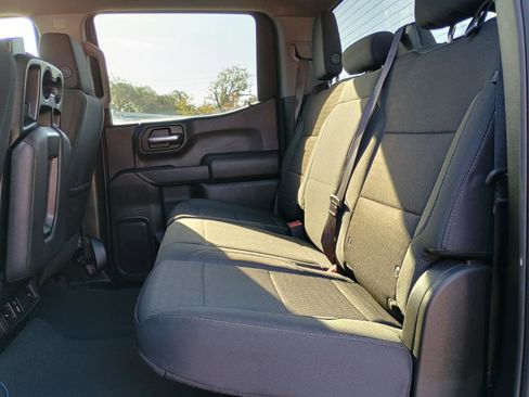 Used 2024 Chevrolet Silverado 1500 Custom image 11