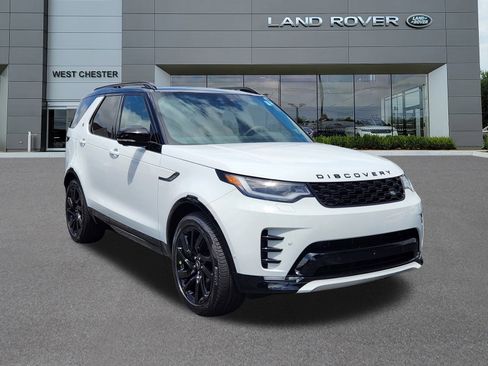 Used 2025 Land Rover Discovery Dynamic SE image 2