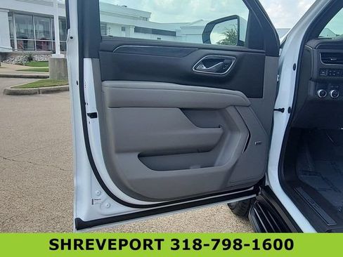 Certified 2023 GMC Yukon XL SLT w/ SLT Premium Package RWD image 23