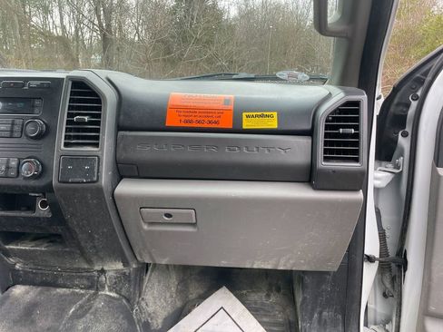 Used 2018 Ford F250 XL image 23