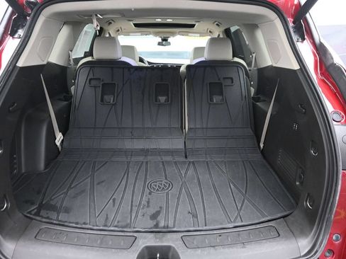 Used 2019 Buick Enclave Premium w/ Experience Buick Package FWD image 12