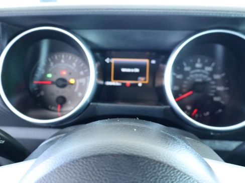 Used 2021 Ford Mustang Coupe RWD image 23