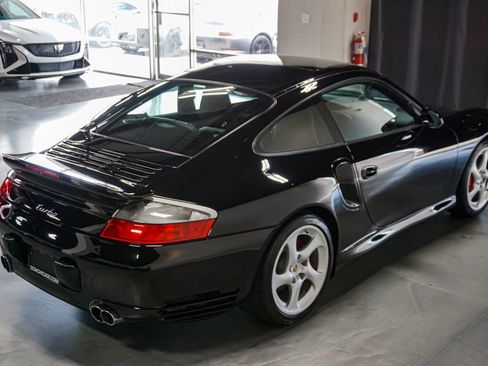 Used 2001 Porsche 911 Turbo AWD/4WD image 38
