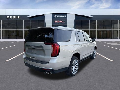 Used 2024 GMC Yukon Denali w/ Denali Reserve Package AWD/4WD image 3