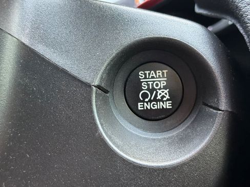 Used 2020 Jeep Compass Trailhawk AWD/4WD image 24