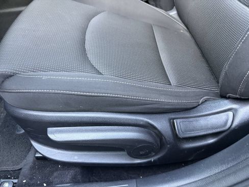 Used 2019 Kia Forte LXS FWD image 7