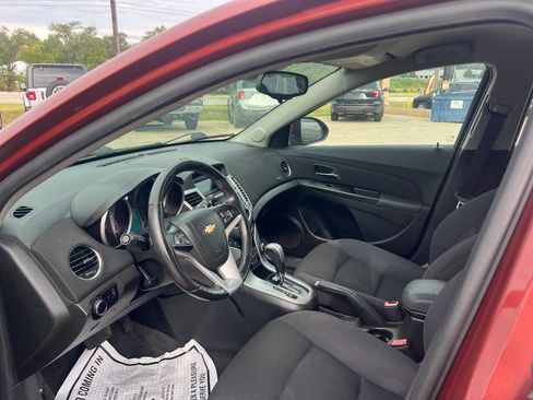 Used 2013 Chevrolet Cruze LT image 6