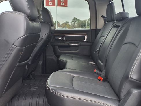 Used 2018 RAM 2500 Laramie w/ Convenience Group image 21