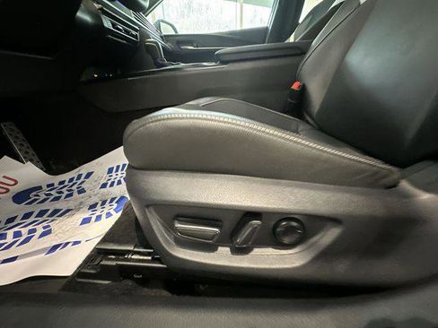 Certified 2025 Toyota Camry SE image 15