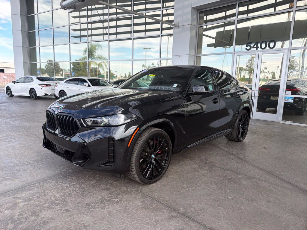 Used 2026 BMW X6 xDrive40i w/ Executive Package AWD/4WD image 1