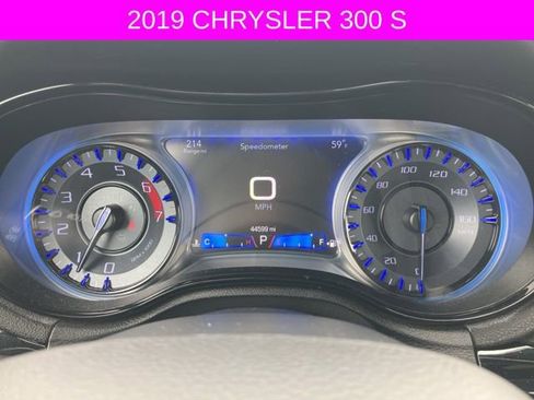 Used 2019 Chrysler 300 S w/ Safetytec Plus Group image 29