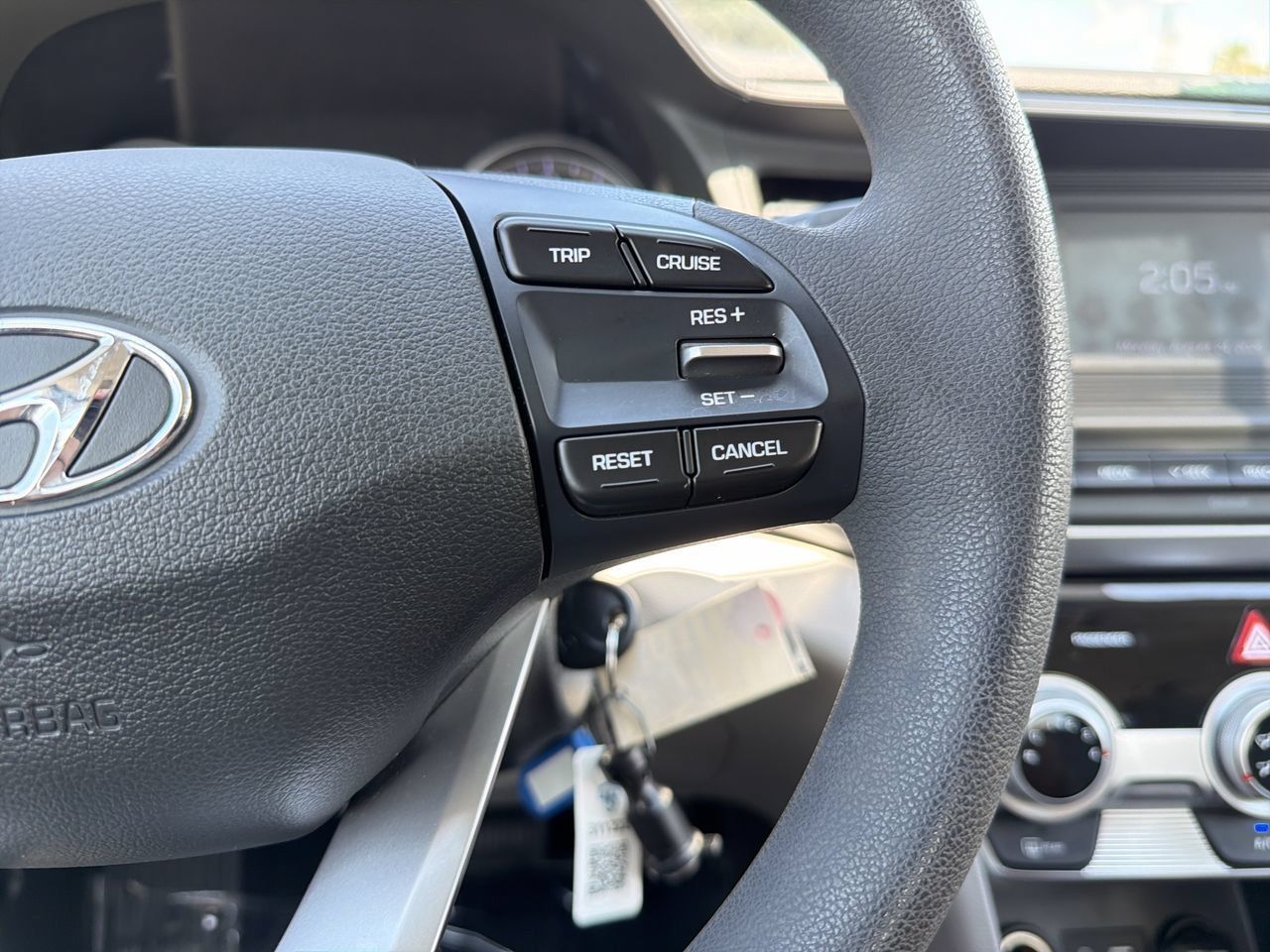 Used 2019 Hyundai Elantra SE FWD image 26