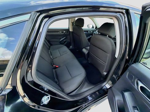 Used 2023 Honda Civic EX image 27