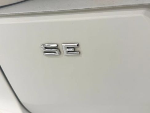 Used 2018 Volkswagen Atlas SE AWD/4WD image 13