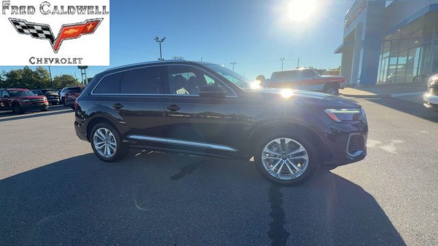 Used 2025 Audi Q7 3.0T Premium Plus AWD/4WD image 4