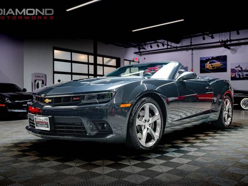 Used 2014 Chevrolet Camaro SS w/ RS Package image 4