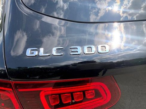 Used 2022 Mercedes-Benz GLC 300 image 8