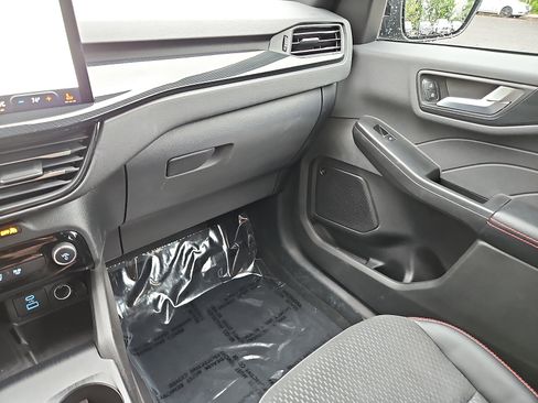 Used 2023 Ford Escape ST-Line Select w/ Tech Pack #2 AWD/4WD image 24