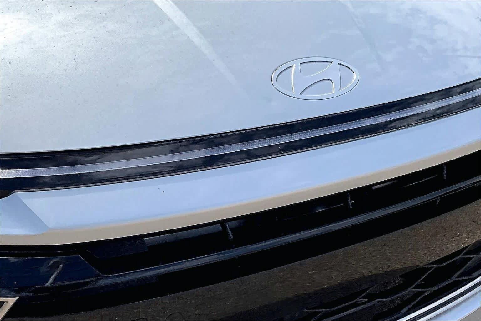 Used 2025 Hyundai Sonata SEL FWD image 35