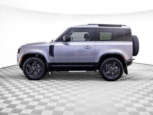 Used 2024 Land Rover Defender 90 X-Dynamic SE AWD/4WD image 2