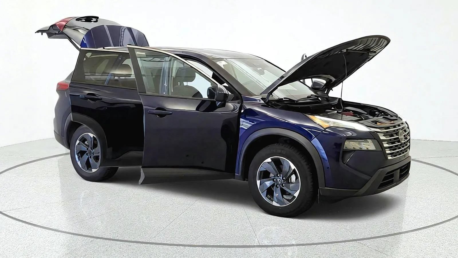 Used 2024 Nissan Rogue SV AWD/4WD image 11