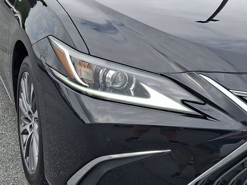 Used 2020 Lexus ES 350 w/ Premium Package FWD image 9