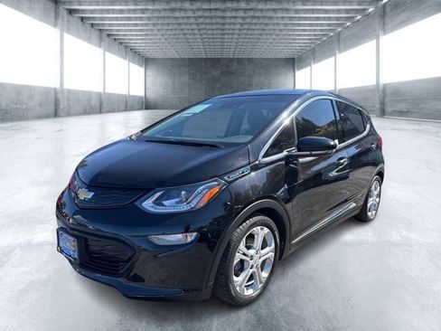 Used 2020 Chevrolet Bolt LT image 1