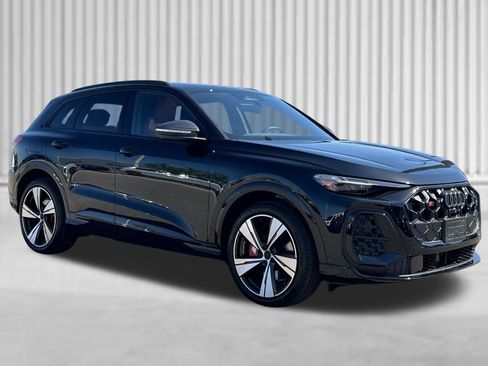 New 2026 Audi SQ5 Prestige AWD/4WD image 7