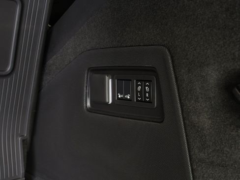 Used 2026 Cadillac Escalade V w/ LPO, ONYX Package AWD/4WD image 95