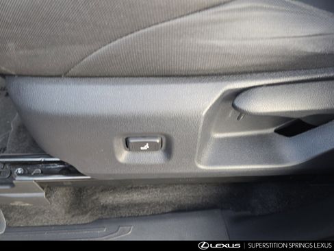 Used 2024 Toyota Tacoma SR5 image 15