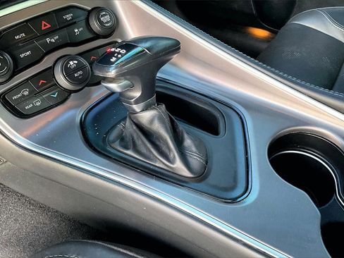 Used 2021 Dodge Challenger SXT w/ Plus Package image 14