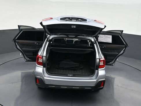 Used 2019 Subaru Outback 3.6R Limited AWD/4WD image 38