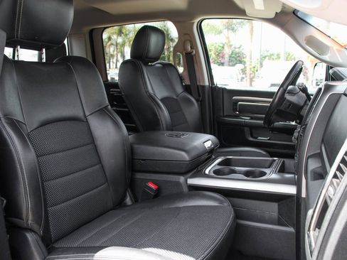 Used 2018 RAM 3500 Big Horn w/ Sport Appearance Group image 36