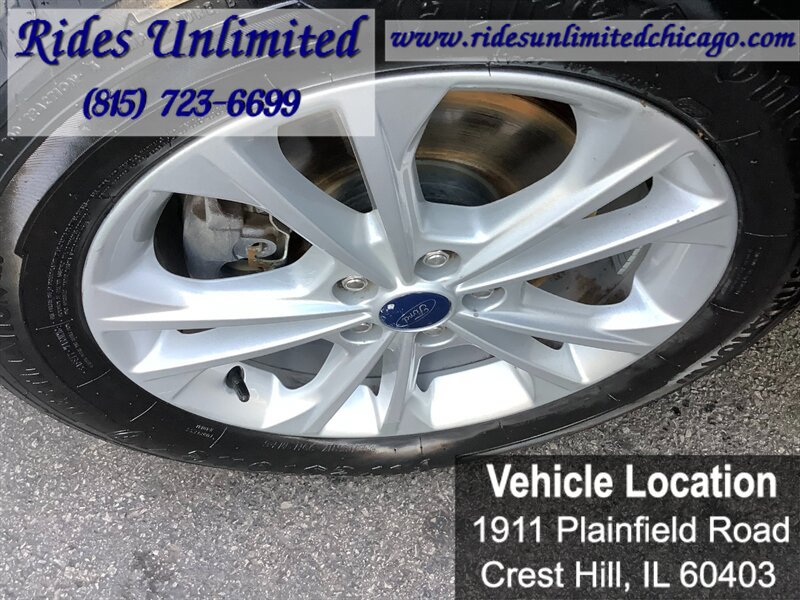 Used 2017 Ford Escape SE AWD/4WD image 24