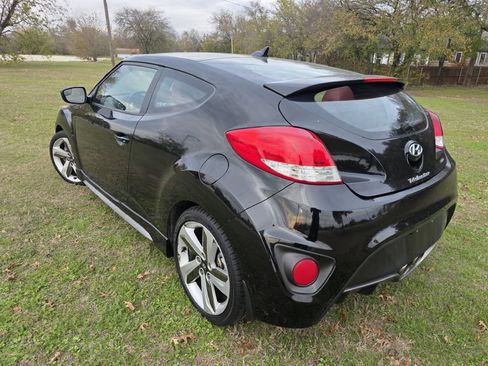 Used 2015 Hyundai Veloster Turbo R-Spec FWD image 4