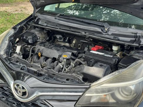 Used 2015 Toyota Yaris SE FWD image 12