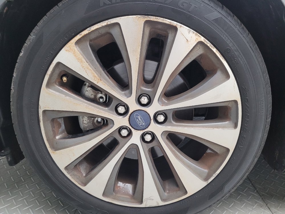 Used 2020 Ford Fusion SE AWD/4WD image 31