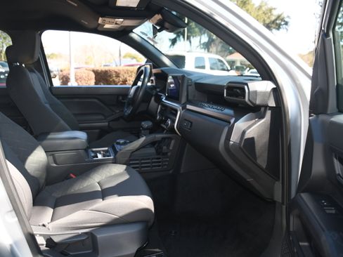 Certified 2025 Toyota Tacoma SR5 image 19