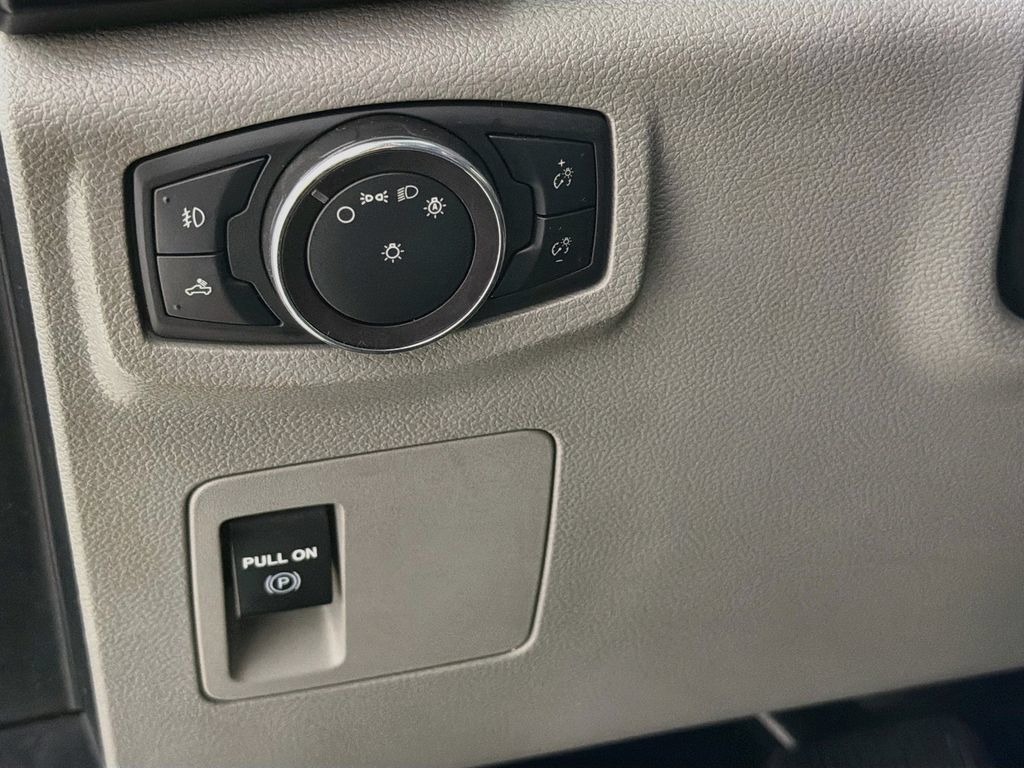 Used 2019 Ford F150 XL w/ Equipment Group 101A Mid AWD/4WD image 13