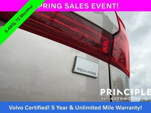 Certified 2023 Volvo XC60 T8 Plus w/ Protection Package Premier image 16