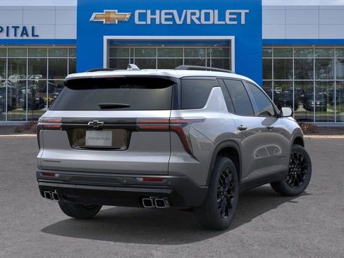 New 2026 Chevrolet Traverse LT image 4