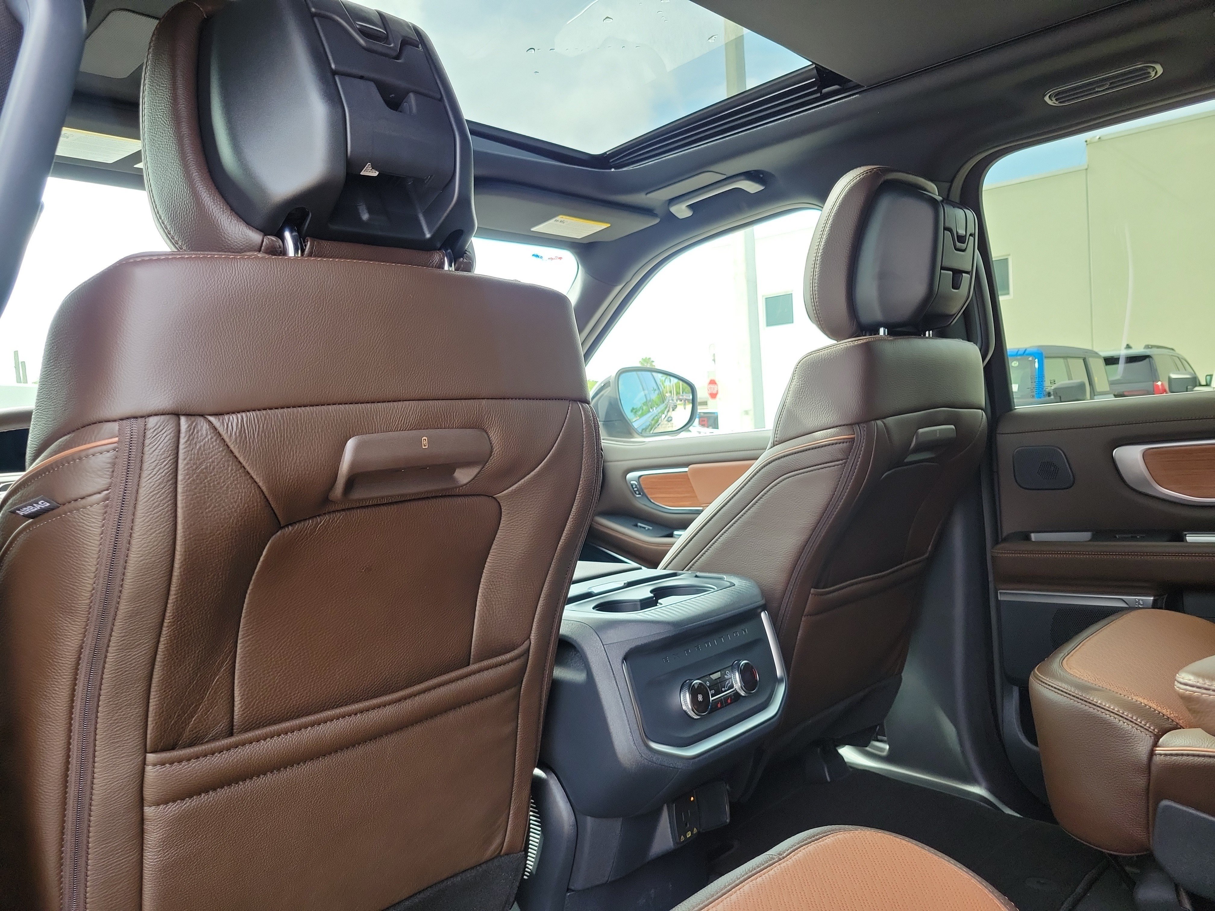 New 2027 Ford Expedition King Ranch AWD/4WD image 13