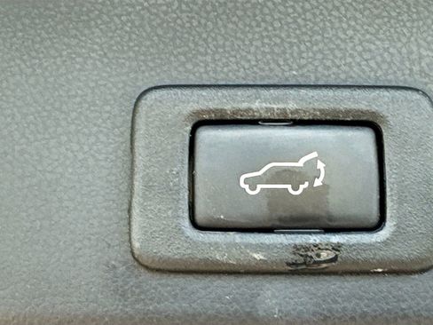 Used 2019 Subaru Ascent Touring w/ Popular Package #2 AWD/4WD image 34