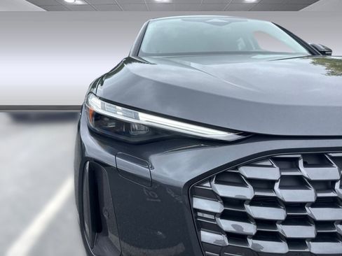 New 2025 Audi Q5 Premium Plus AWD/4WD image 36