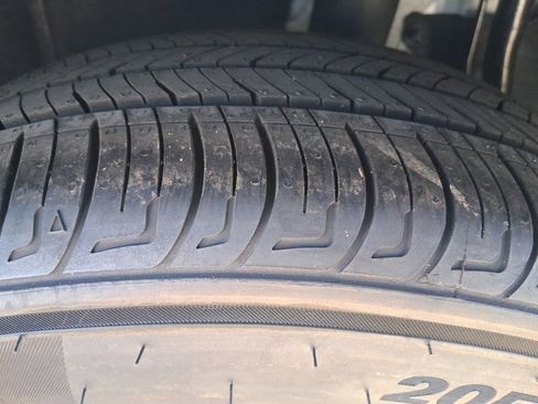 New 2025 Nissan Versa SV w/ Trunk Package image 26