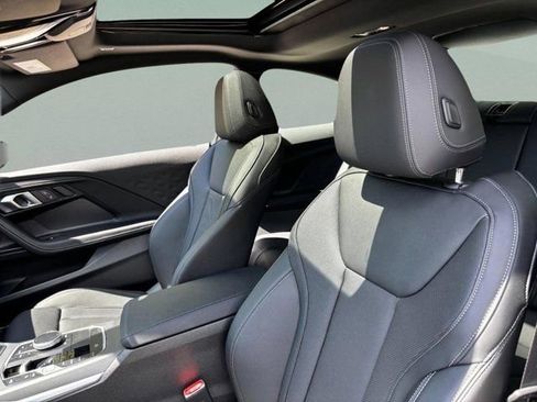 Used 2025 BMW 230i xDrive Coupe w/ Premium Package image 31